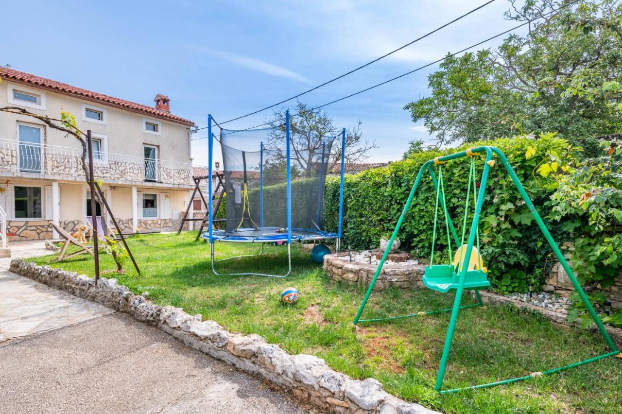 Holiday House Ruba Marčana Buitenkant foto