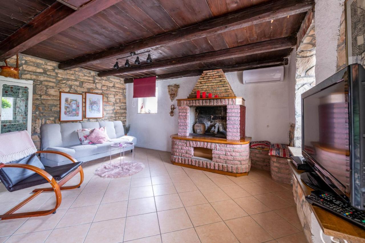Holiday House Ruba Marčana Buitenkant foto