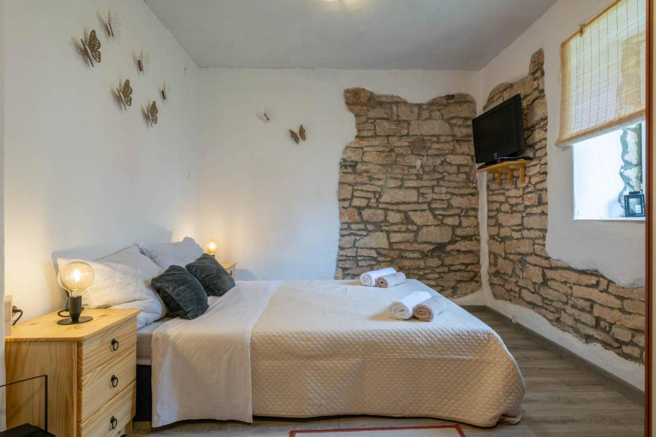 Holiday House Ruba Marčana Buitenkant foto